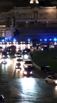 Roma - Il tributo delle volanti della Questura ai poliziotti uccisi a Trieste (04.10.19)