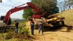 Heavy Equipment Excavators Accident & Incredible Trucks Fails(1)
