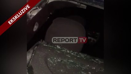 Report TV -Atentat automjetit në ecje në Mamurras, plumbat depërtojnë deri në sediljen e pasagjerit