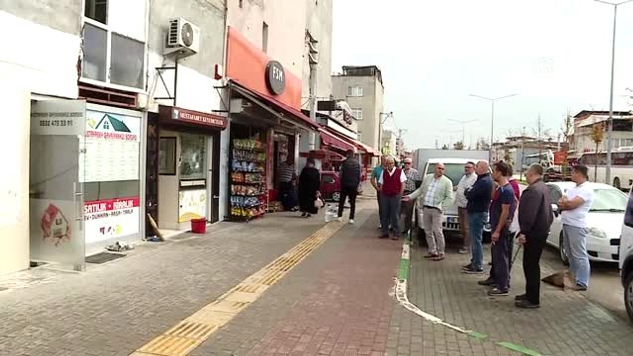 Kuyumcu dükkanından 75 bin liralık altın çalındı