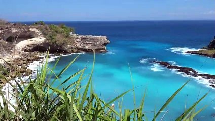 Nusa Ceningan, le Blue Lagoon et le pont jaune à Bali