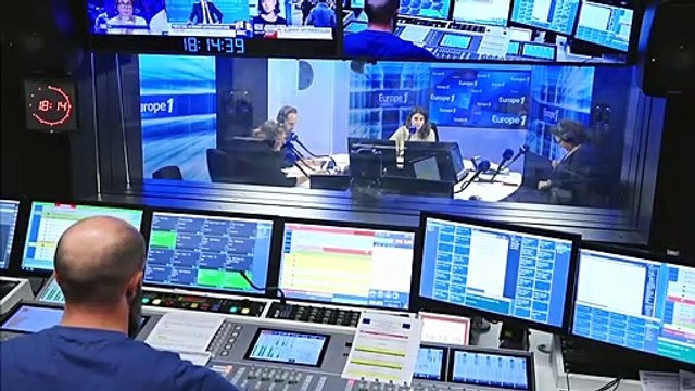 Regardez la sculpture géante qui fait polémique, les Tulipes de Jeff Koons, cadeaux des Etats-Unis à la ville de Paris après les attentats de 2015-2016