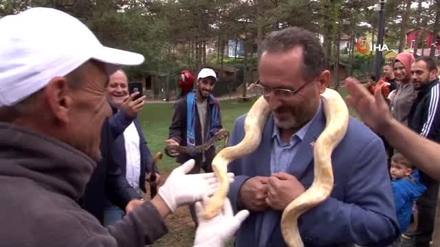Çekmeköy'de şehit ve gazi çocukları hayvanat bahçesini gezdi