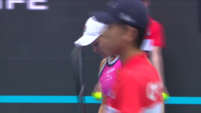 Barty beats Bertens to reach final