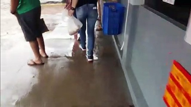 Mulher é detida ao tentar entrar com drogas na PEC