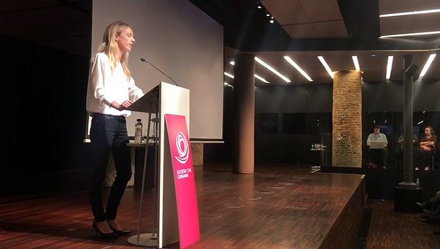 Álvarez de Toledo (PP) insta al PSC a apoyar la moción de censura de Cs a Torra