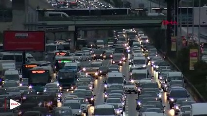 İstanbul trafiğinde yağmur yoğunluğu