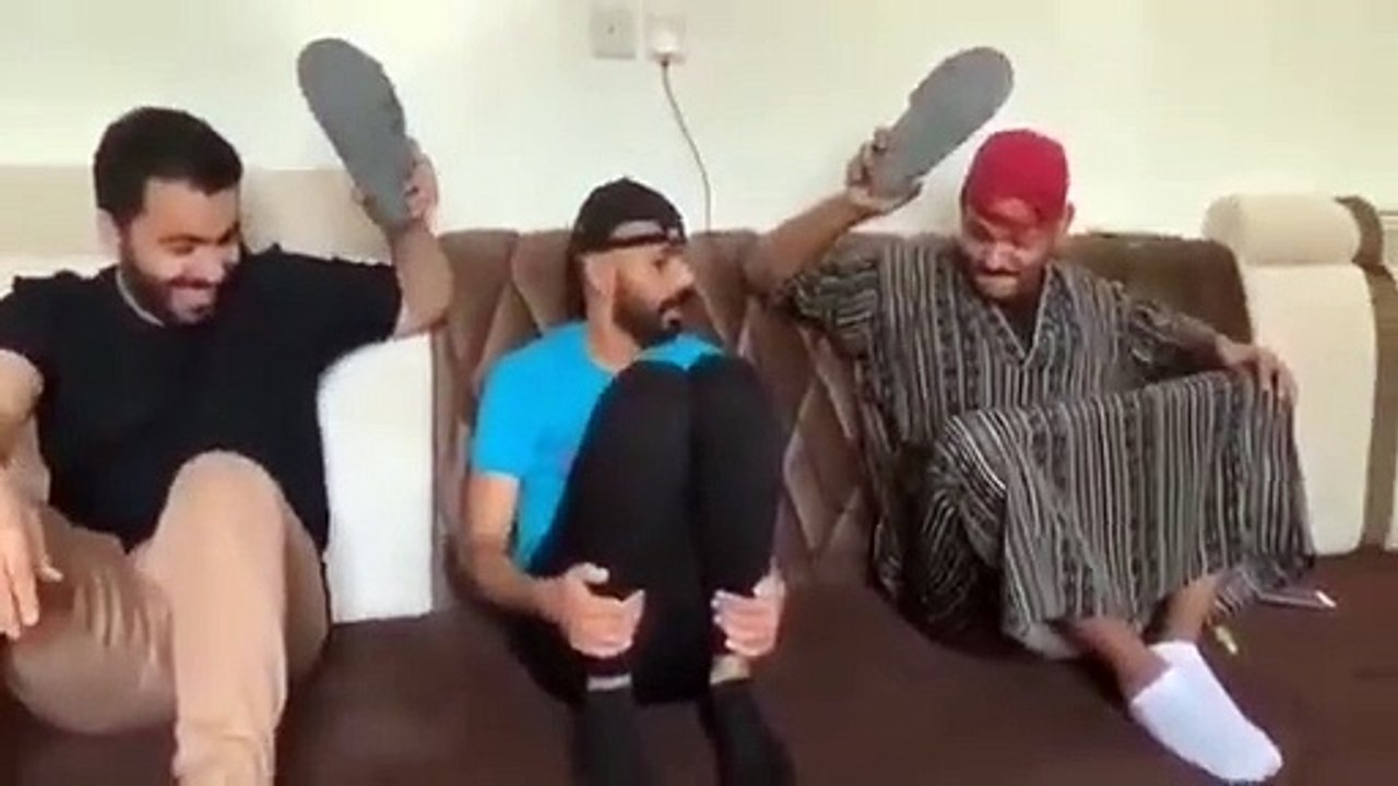 Jeu de rapidité avec des sandales