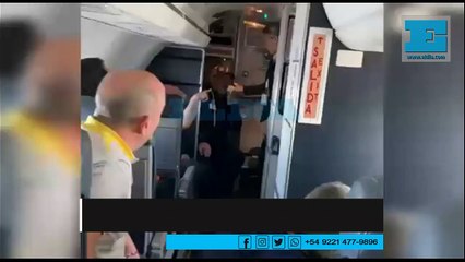 Mensaje a "bordo": Así habló Maradona arriba del avión en la vuelta desde Mendoza