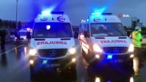 TEM Otoyolu’nda servis midibüs devrildi; 11 yaralı