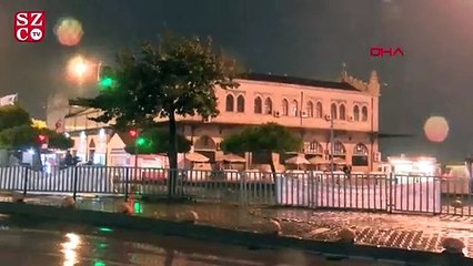 Скачать видео: İstanbul'da sağnak yağış