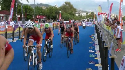 Alanya’da triatlon heyecanı başladı