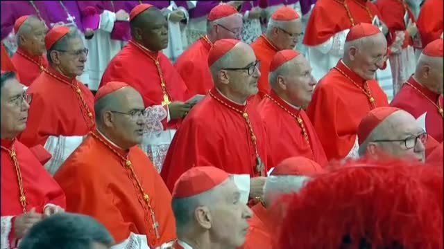 El papa Francisco nombra trece nuevos cardenales, entre ellos dos españoles