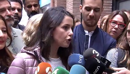 Arrimadas pide a Sánchez que rectifique y que el PSC apoye la moción de censura contra Torra