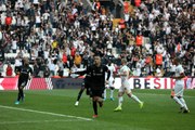 Beşiktaş, lider Alanyaspor'u 2-0 mağlup etti!