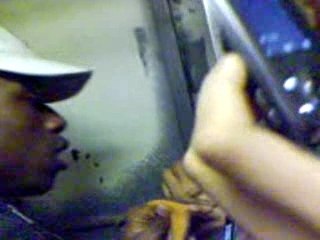 coincé dans l'ascenceur