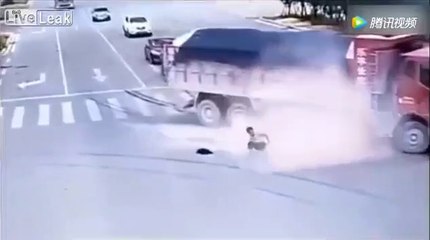 Un motard vraiment très chanceux