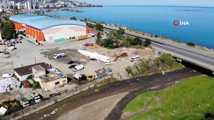 Pistten Çıkması ve Taşınması Olay Olan Uçağın Şimdi de Bırakıldığı Yerden Kaldırılması İsteniyor