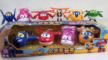 Super Wings 출동슈퍼윙스 Jett, Dizzie, Donnie and Jerome Bath Pool Squirter Toys