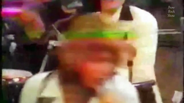 Barry Gibb, Maurice Gibb, Andy Gibb and Robin Gibb LIVE