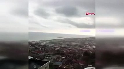 Yıldırım böyle düştü ve yaktı