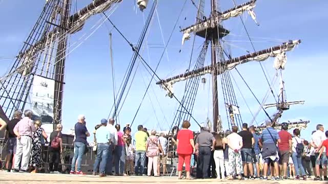 La réplica de la Nao Victoria con la que Magallanes dio la vuelta al mundo, en Sevilla