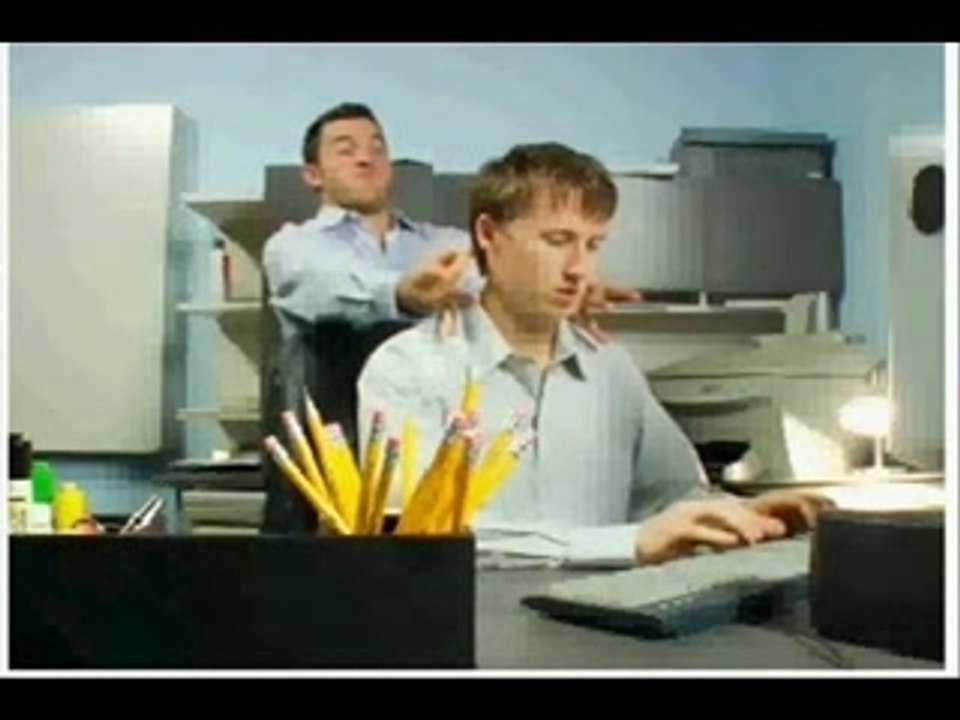 Man Screams Like Girl