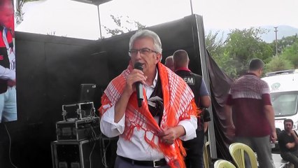 İzmir'de rahvan at yarışları yapıldı