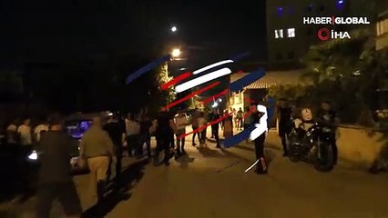 Eşinin evi terk etmesinden sorumlu tuttuğu komşusunu silahla öldürdü