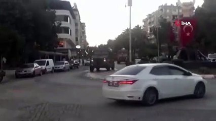 Suriye sınırına askeri araç sevkiyatı