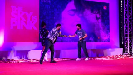 Priyanka Chopra & Farhan Akhtar Of 'The Sky Is Pink' Unveil 'The Beautiful Wall Of Love'