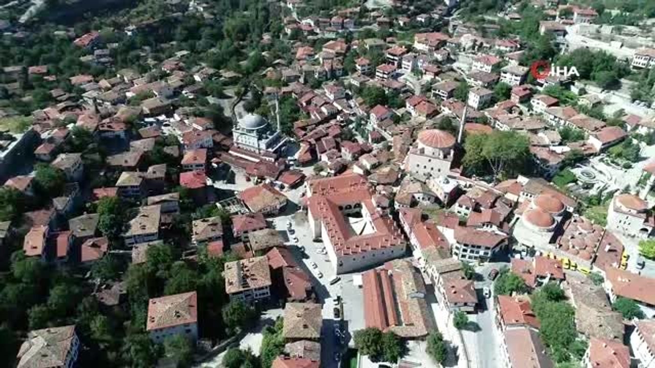 UNESCO Dünya Miras Listesi'nde yer alan Safranbolu evleri havadan görüntülendi