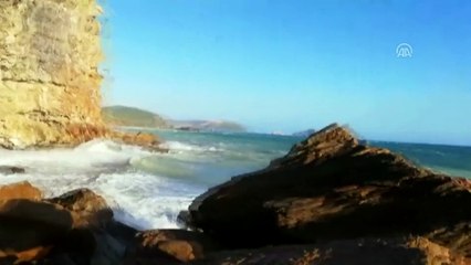 Mağarada mahsur kalan iki kişi kurtarıldı - MERSİN