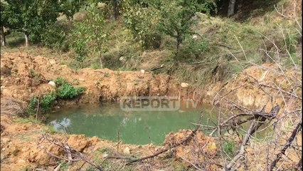 Report TV - Mbytja e nënës me të bijën në gropën e ujit/ Banorët e fshatit Alarup: I hapim nga halli