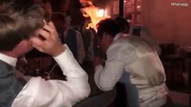 Ces invités se sont amusés à brûler leurs cheveux avec de l’alcool lors d’un mariage