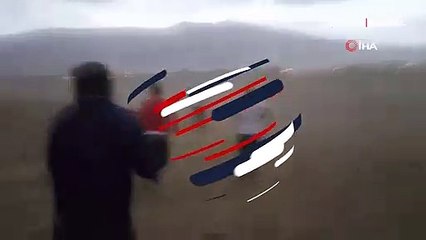 Toz bulutu adeta beldeyi yuttu!