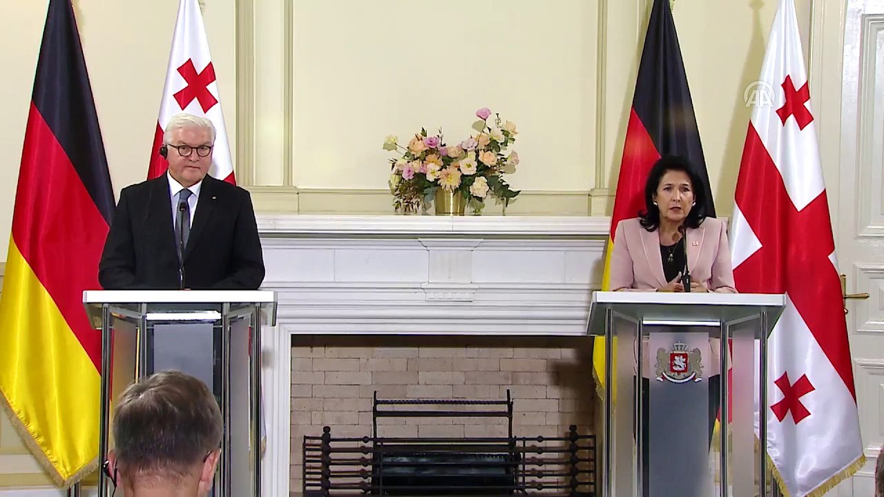 Steinmeier-Zurabişvili ortak basın toplantısı...