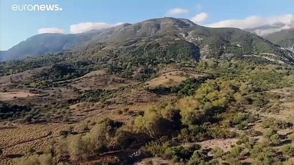 الماعز تهدد بتدمير جزيرة يونانية