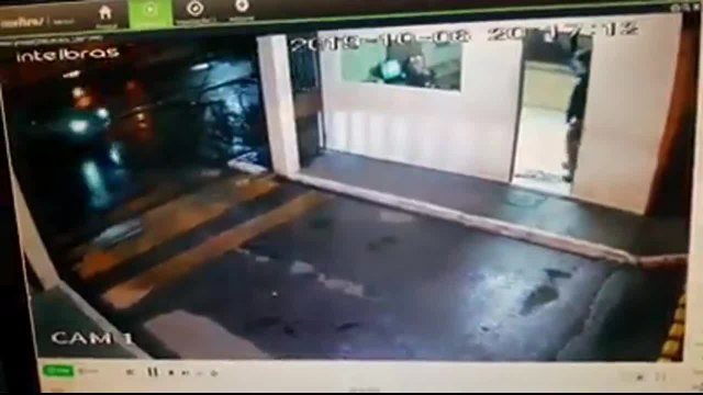 Vídeo! Policial sava bebê engasgado. Rapidez e calma foram essenciais!