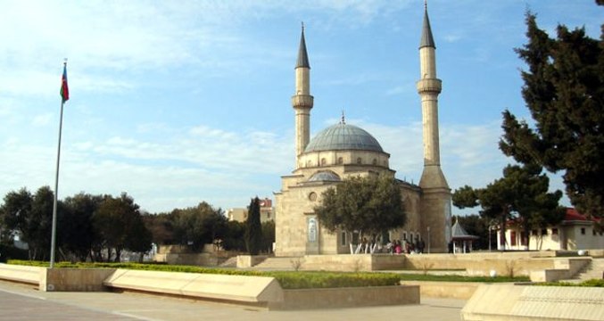 Kardeş ülke Azerbaycan, hoparlörden ezan okumayı yasakladı