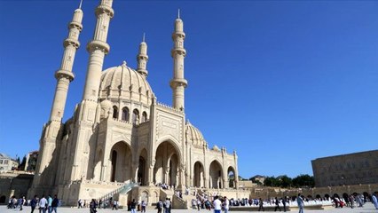 "Azerbaycan'da hoparlörden ezan yasaklandı" haberleri asılsız çıktı