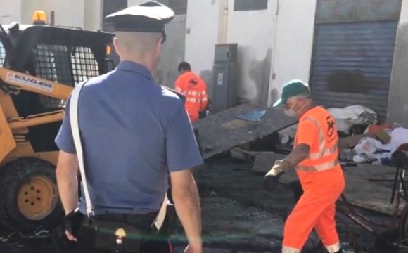 Napoli - Sgombero baraccopoli Parco Marinella: denunciata 28enne cubana (07.10.19)