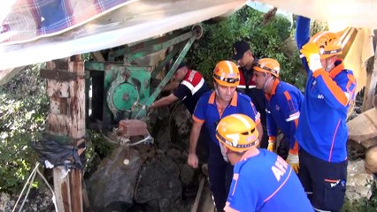 Definecilerin açtığı kuyuya düştü - BURSA