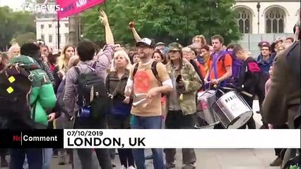 À Londres, Extinction Rebellion tente de bloquer Westminster