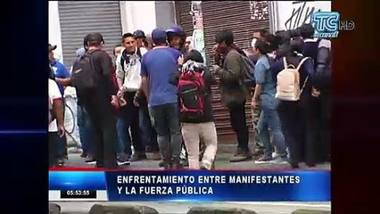 Enfrentamientos entre manifestantes y fuerza pública en Quito
