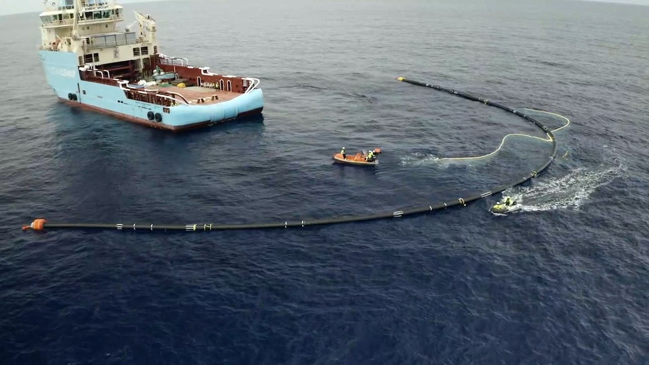 Ocean Cleanup Project Reaches Pacific Garbage Patch
