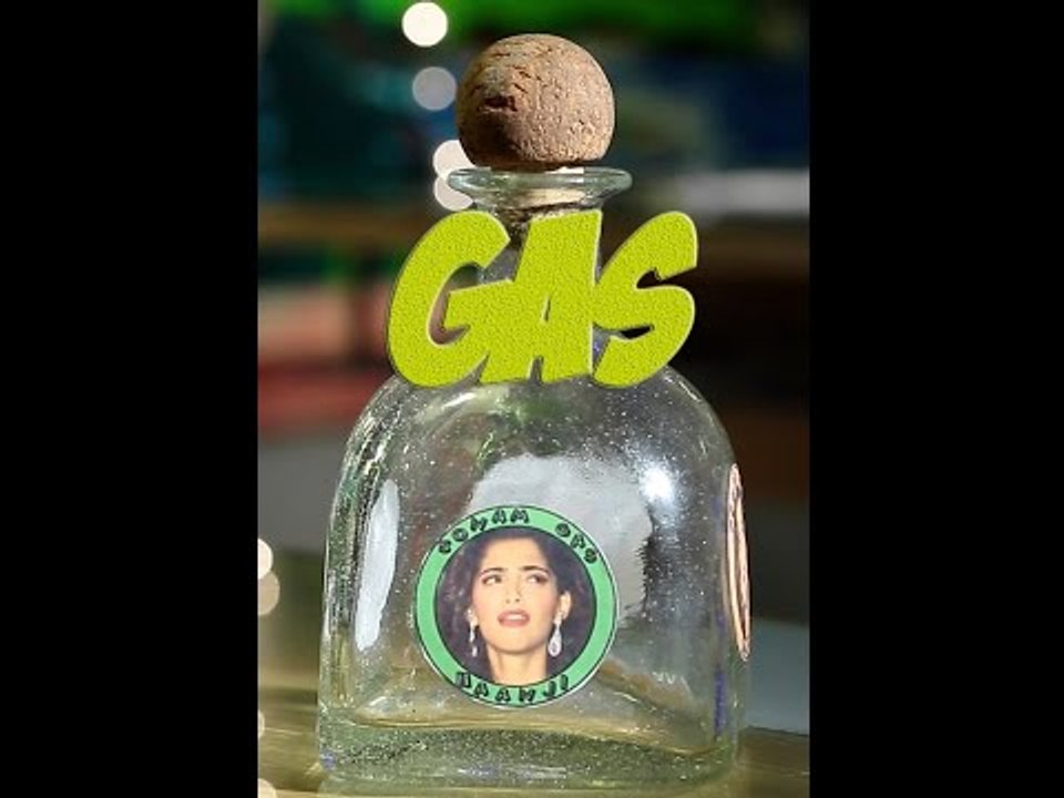 Buy Sonam Kapoor's Gas only for Rs.99/- | BOLLYWOOD SUPERMARKET Episode 1