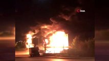 Başkent'te plastik fabrikası alev alev yanıyor
