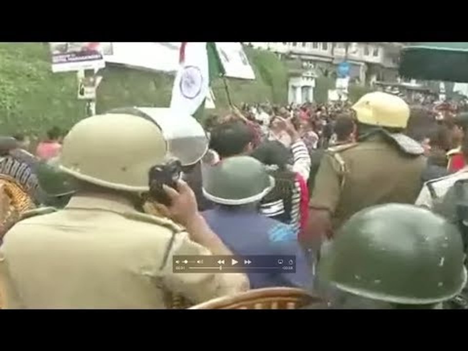 Darjeeling On Edge