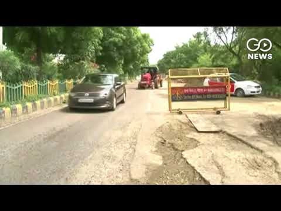 NOIDA Roads in Ruins